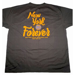 New York Knicks Stadium Essentials Mens 2XL Black T-shirt New York Forever NWT